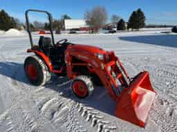 KUBOTA LX2620SUHSD – A031050