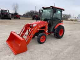 KUBOTA LX3520HSDC- B030664