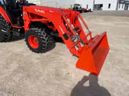 KUBOTA LA1056- A031742