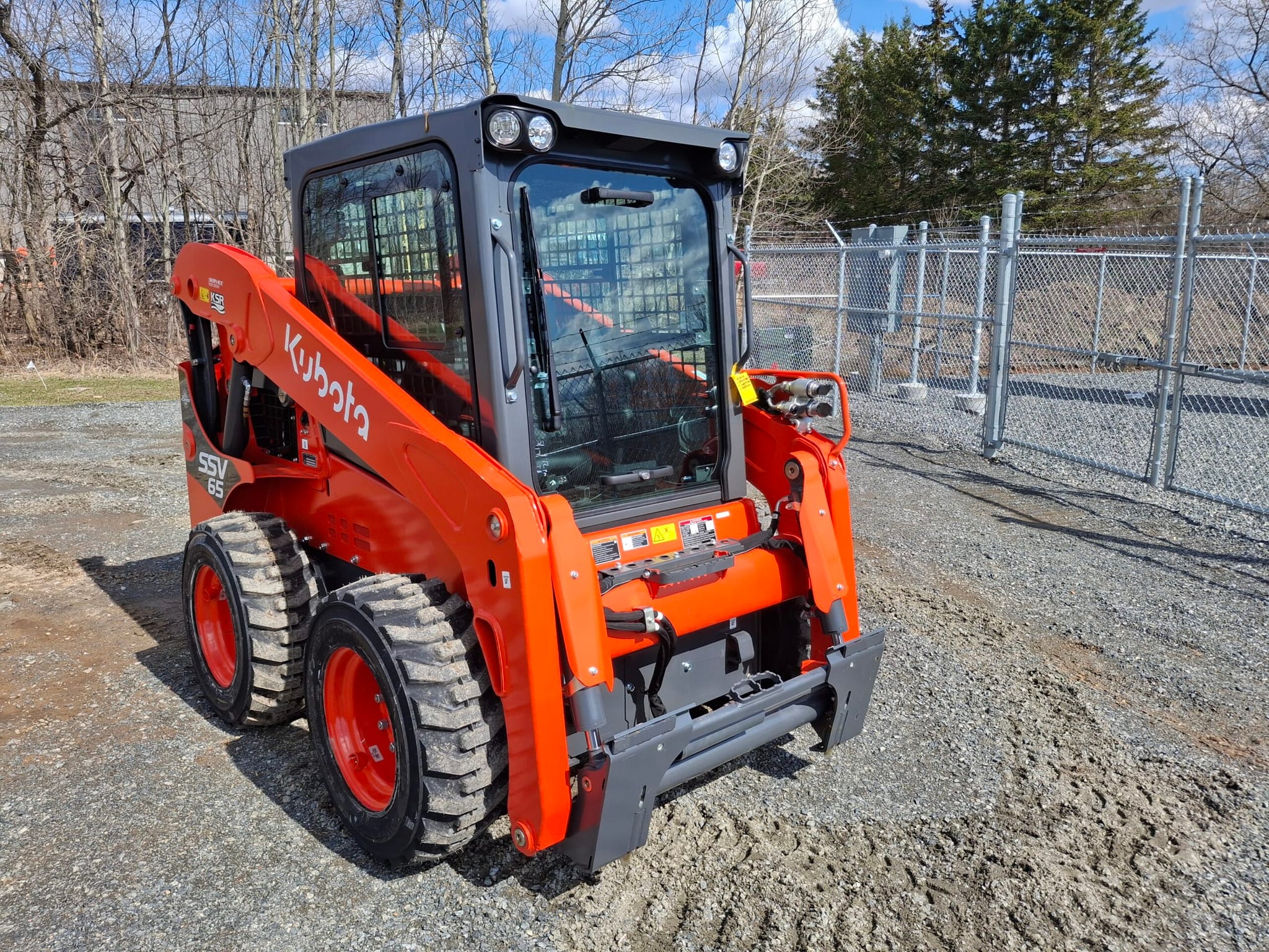 KUBOTA SSV65HRC – W027434