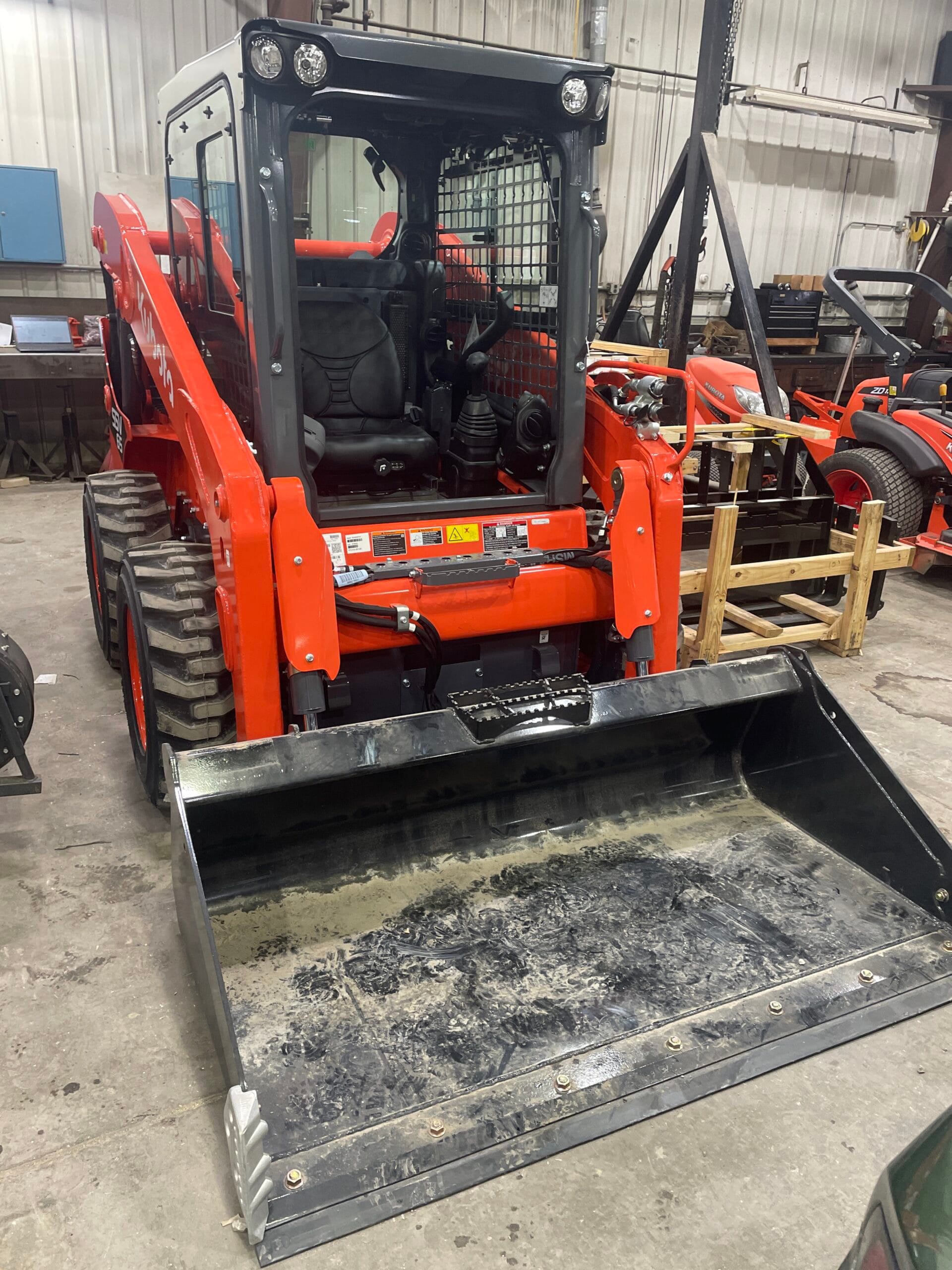KUBOTA SSV65PHC – A031613