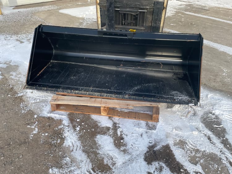 GEHL BUCKET 74″ – S032409