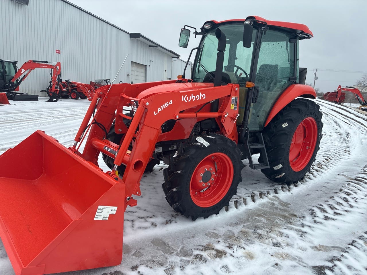 KUBOTA M7060HDC12 – A032113